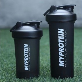 Protein Shaker bedrucken – Hochwertige Shaker mit eigen...